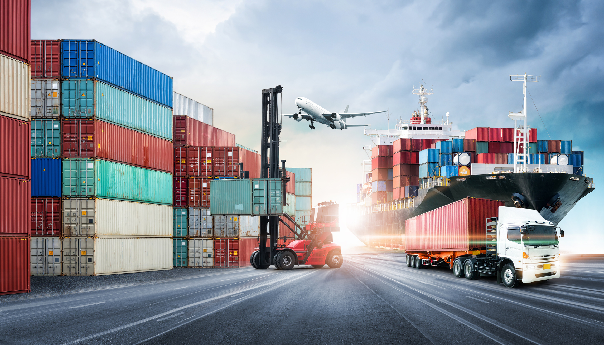 L'acquisto dei crediti commerciali nella logistica e nei trasporti: perché conviene